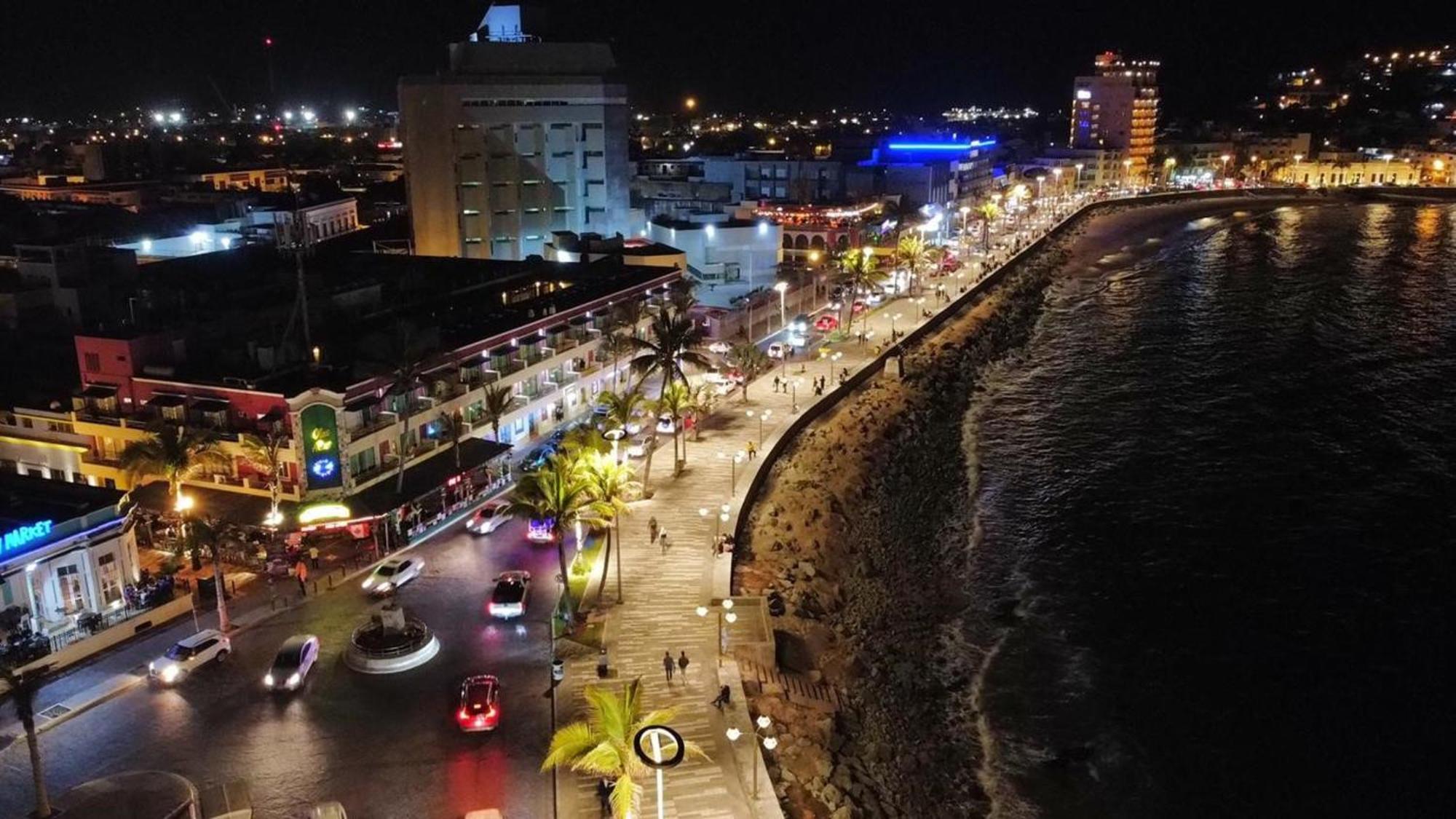 Hotel La Siesta Malecon Mazatlán Eksteriør billede