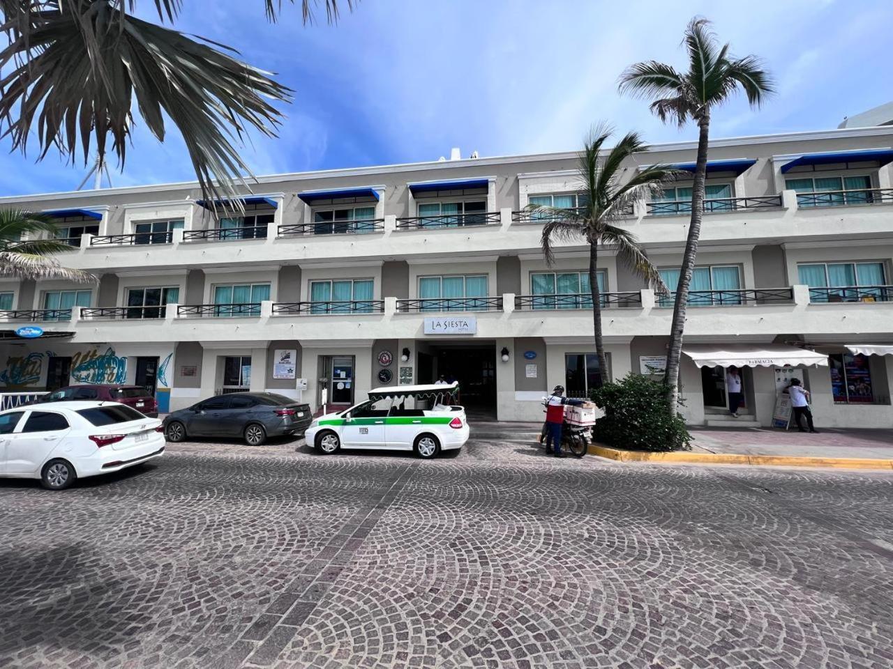Hotel La Siesta Malecon Mazatlán Eksteriør billede